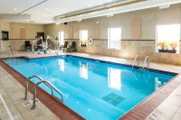 Hampton Inn & Suites Effingham - Pools