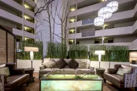 DoubleTree by Hilton Montgomery Downtown - parking