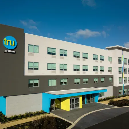 Tru by Hilton Tupelo