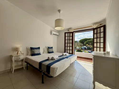Faro Terrace Villa by Homing - Bungalows
