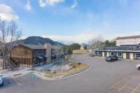 โคโยตีเมาน์เทนลอดจ์ - ที่มีที่จอดรถ