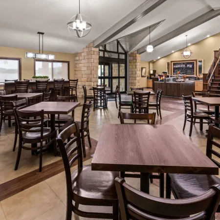 AmericInn by Wyndham Mankato Event Center