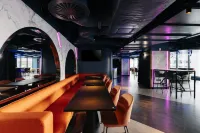 Yotel Glasgow - Breakfast
