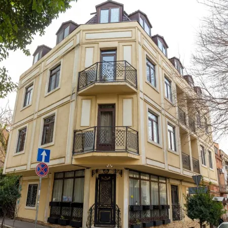Regraph Hotel