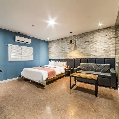 Chuncheon Hotel Papaya Hotel dekat Kimyoujeong