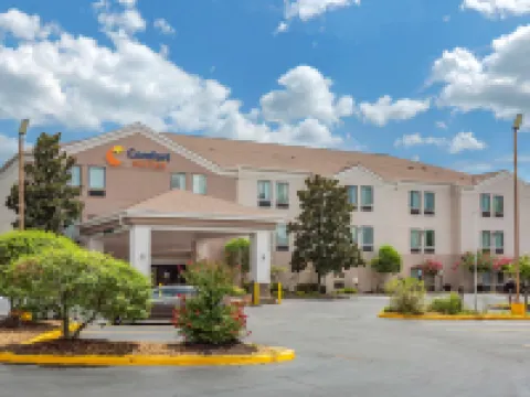 Comfort Suites Hotels in Cordova