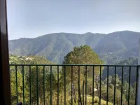 Hotel Emerald Valley