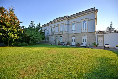 Hotel Villa Garden Braga Отели в г. Рендуфе