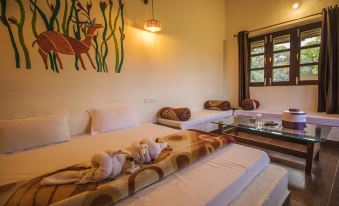 Wowstayz Pachmarhi Foothill Cottages