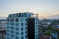 SureStay Hotel by Best Western Vientiane Các khách sạn gần Mekong Riverside Park