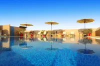 Orchid Hotel Al Barsha (formerly Golden Tulip Al Barsha) - مسبح خاص