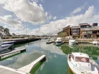 Les Marinas - 2-Star