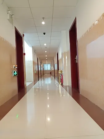 Ruyuan Huasheng Hotel Отели в г. Жуюань