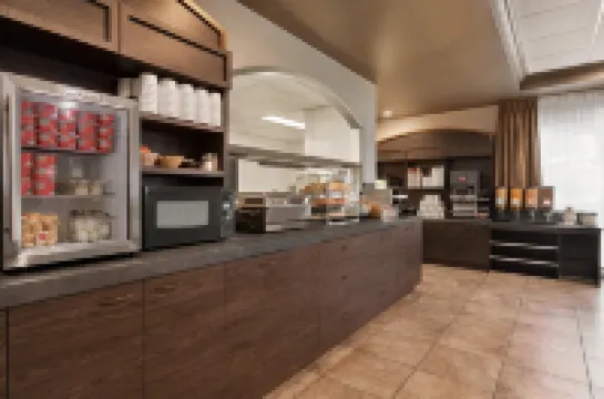 Days Inn by Wyndham Levis