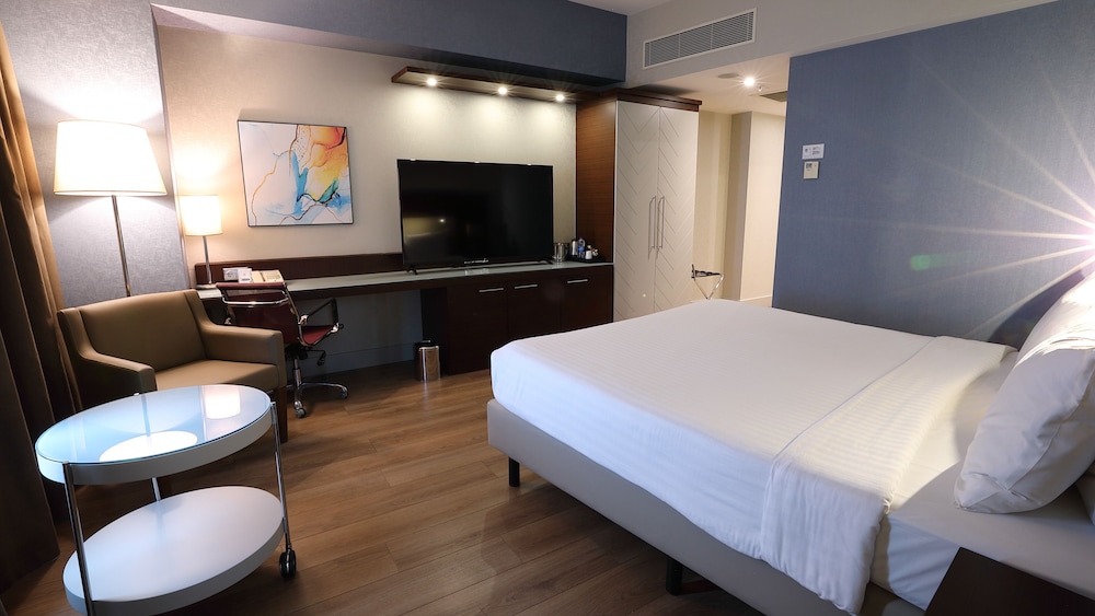Courtyard by Marriott Istanbul West