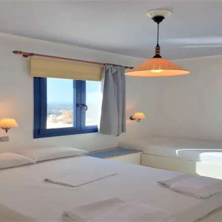 Hermes Korifi Suites Private Apartment