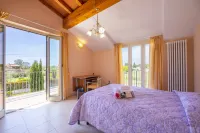 Villa Clara Few km from the Sea - Happy Rentals
