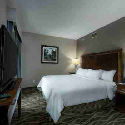 Embassy Suites by Hilton Saratoga Springs Rooms