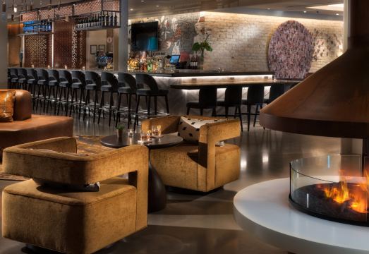 6. 캐노피 바이 힐..