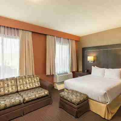 Co Suites Saltillo Rooms