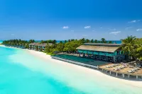 Kuramathi Maldives Hotel a 