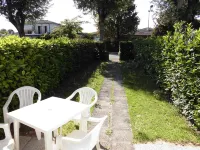 Cozy Villa with Private Garden - Beahost