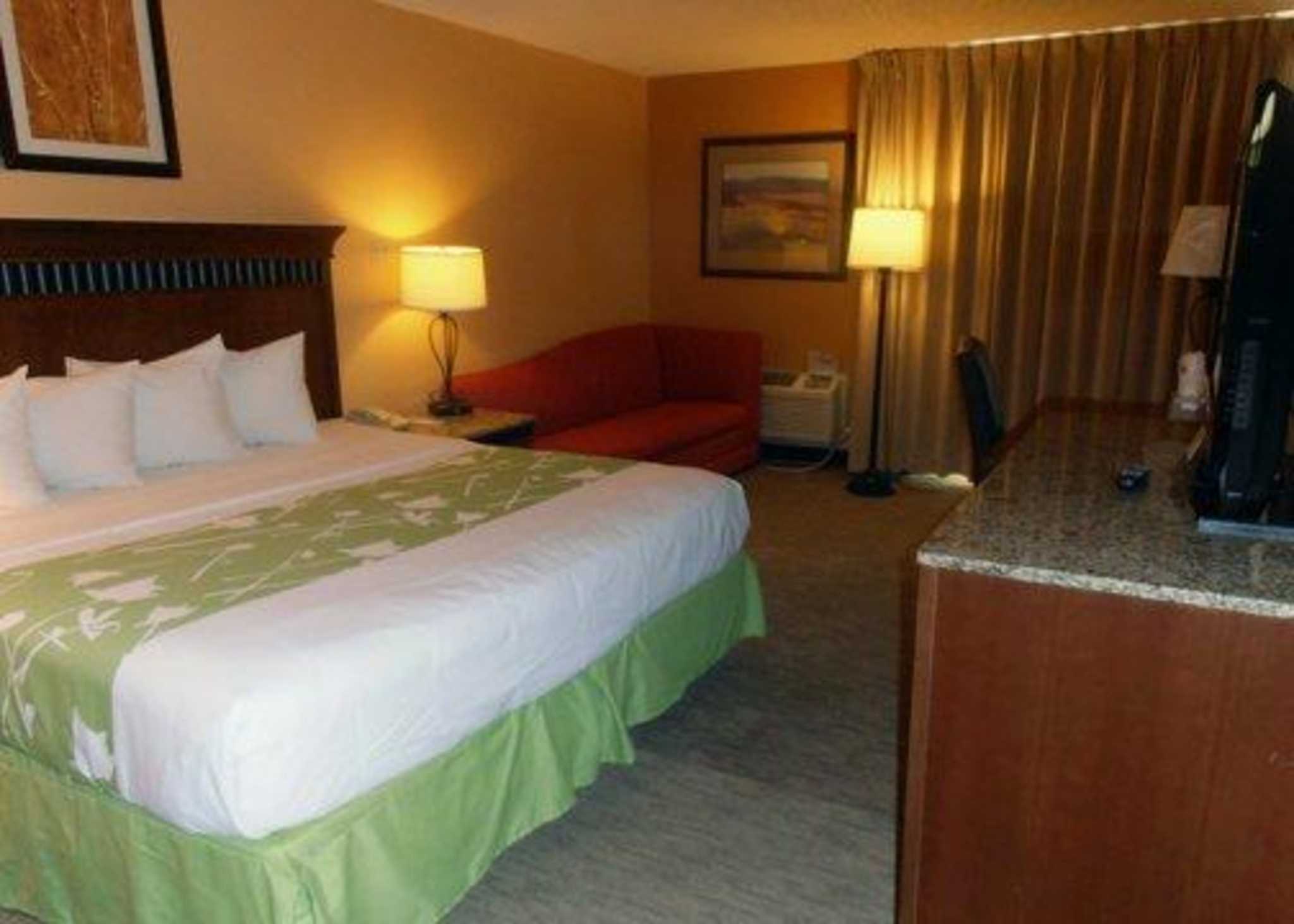 Quality Inn & Suites Fort Collins