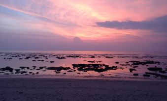 Isara Lanta Beach Resort