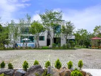 Jeju Jejuga Joaseo Pension Hotels near غابات بيجاريم