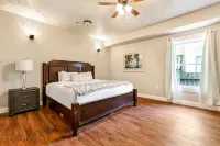 Spacious and Fully Furnished Condo Near St. Charles Hotels in 
