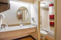 Red Roof Inn Kalamazoo West - Western Michigan Univ Hotel a Pine Grove Township