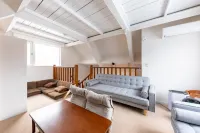 Niseko Red House  Close to Ski up 10Ppl