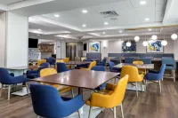 Comfort Inn & Suites Grand Blanc-Flint