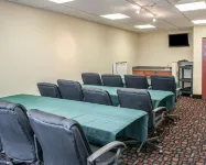Quality Inn & Suites South Bend Airport Hotels in South Bend