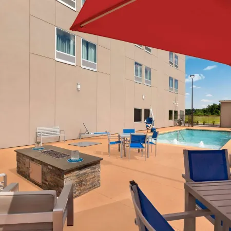 La Quinta Inn & Suites by Wyndham Brunswick/Golden Isles