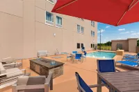 La Quinta Inn & Suites by Wyndham Brunswick/Golden Isles - Pools