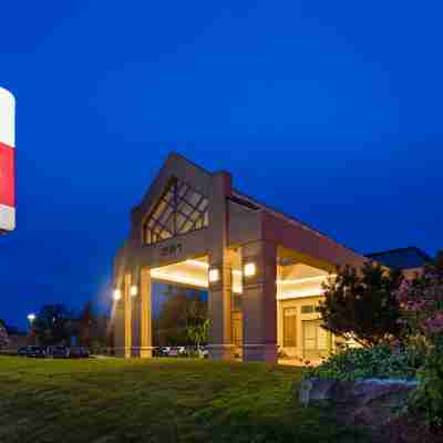 Best Western Plus Lamplighter Inn  Conference Centre Hotel Exterior