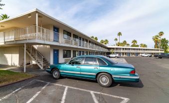 Motel 6 Palm Springs, CA - East - Palm Canyon