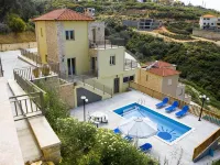 Holiday House for 8 Persons, with Swimming Pool