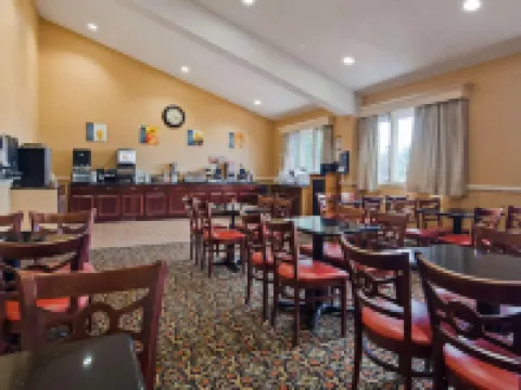 Best Western University Inn Hotels in Town of Ithaca