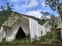 Maribaya Glamping Tent Hotel dekat Fairy Garden