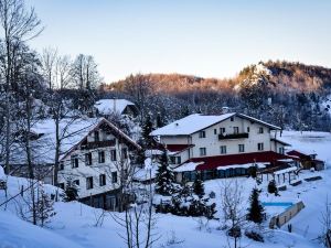 Naoussa Mountain Resort