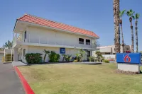 Motel 6 Tempe, AZ - Broadway - ASU Hotels in Tempe