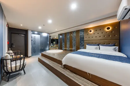 Gimcheon Indian Boy Self Check-in Hotel Отели рядом со станцией Gimcheon-Yeog