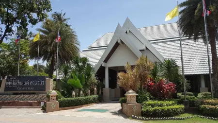 Phi Phi Island Cabana Hotel