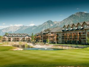 Bighorn Meadows Resort