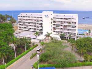 Tamaca Beach Resort