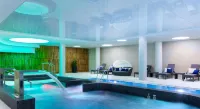DoubleTree by Hilton Krakow - Hot Tub