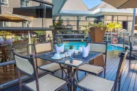 City Lodge Hotel Johannesburg Airport, Barbara Road - Pools