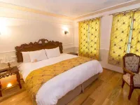 Residence l´ Heritage Royal Colonial by BlueBay Hotels near Moliere Theatre